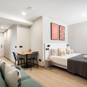 Studio met een King Size Bed